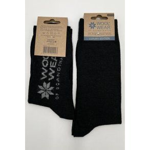 Merinouldstrmper 75 pct. merinould sorte | Woolwear