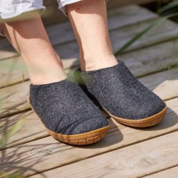 Tfler i uld med naturgummisl honey koksgr | Glerups