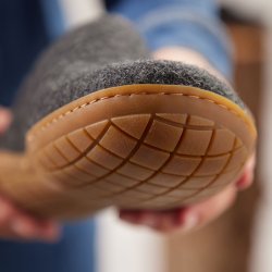 Tfler i uld med naturgummisl honey koksgr | Glerups