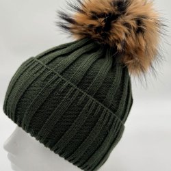 Strikhue dame grn med pelskvast | Andrea Charm