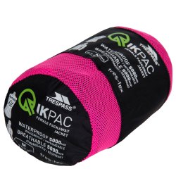 Outdoor regnjakke dame sort i pose | Qikpac Trespass