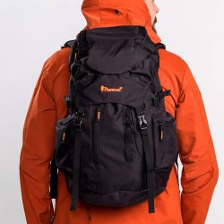 Rygsk 44L sort | Outdoor Life Pinewood