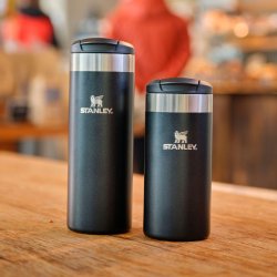 Stanley termomug sort 0,35L | Aero Light Transit Stanley